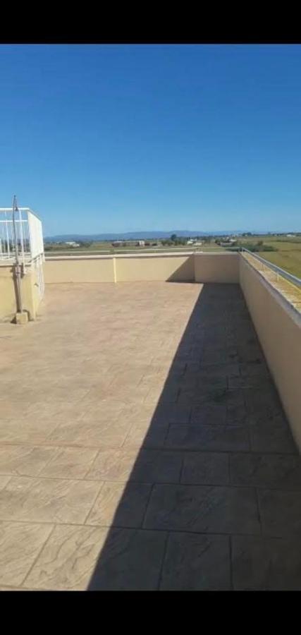 Apartamento En Els Muntellsアパートメント エクステリア 写真