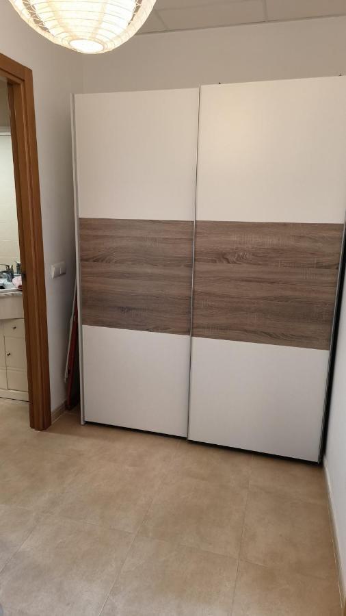 Apartamento En Els Muntellsアパートメント エクステリア 写真