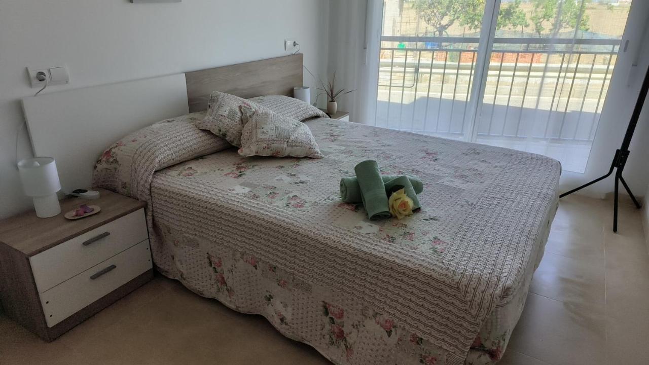 Apartamento En Els Muntellsアパートメント エクステリア 写真